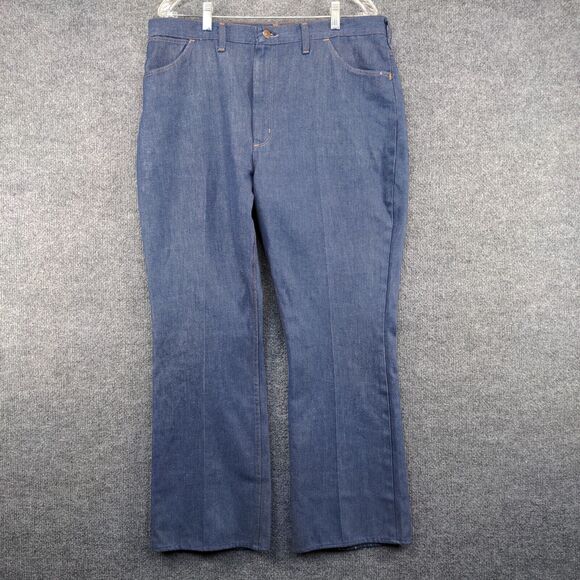 Wrangler Men's Regular Fit Bootcut Jeans Size 38x30 Blue Denim #82642NV - Picture 2 of 10